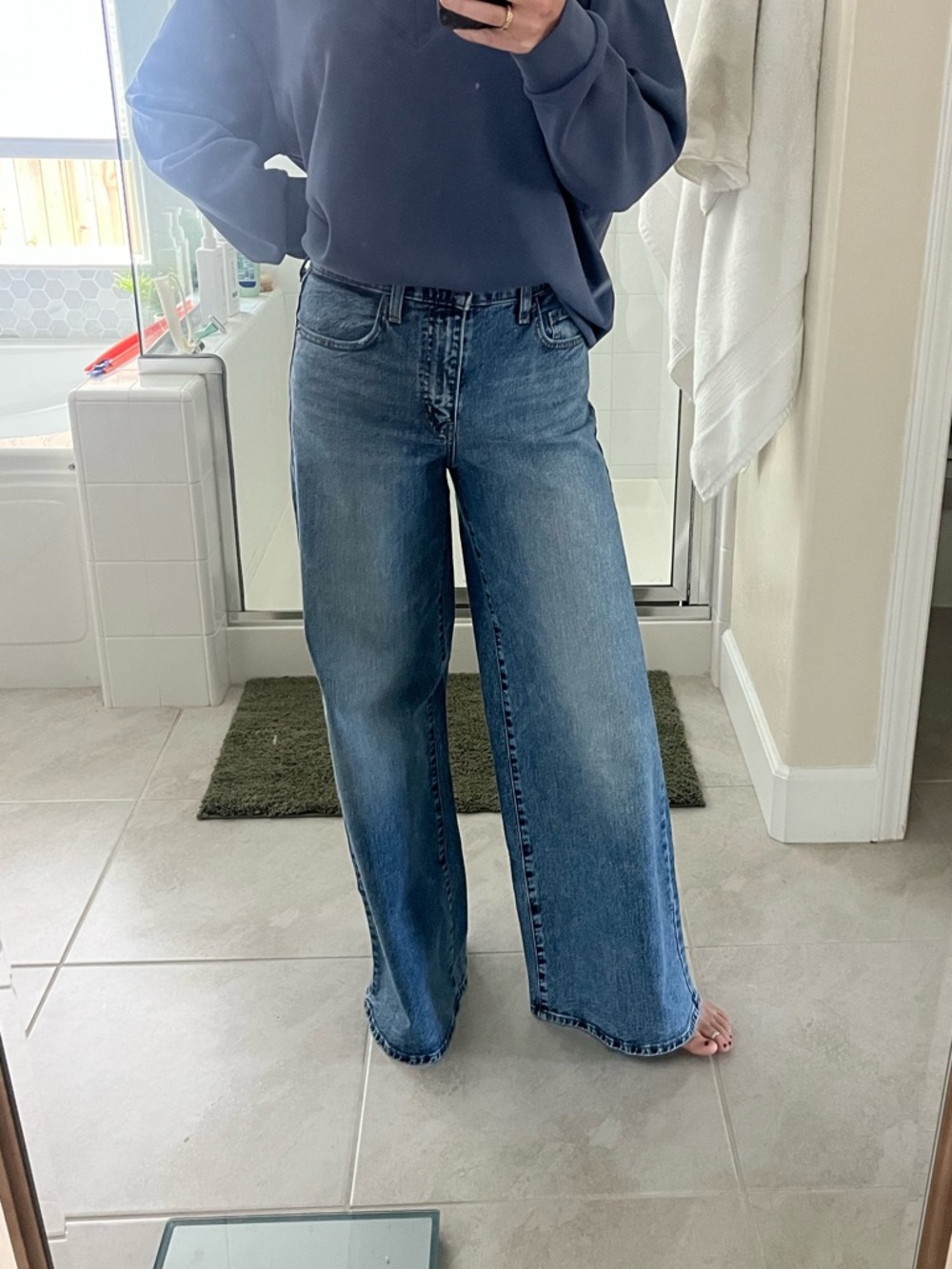 Levi's Wide Leg Flare Jeans in Medium Blue Wash